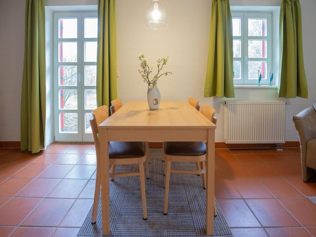 Feriendorf Rugana - Komfort Appartement Mit 1 Schlafzimmer Und Terrasse B52 Dranske Zewnętrze zdjęcie